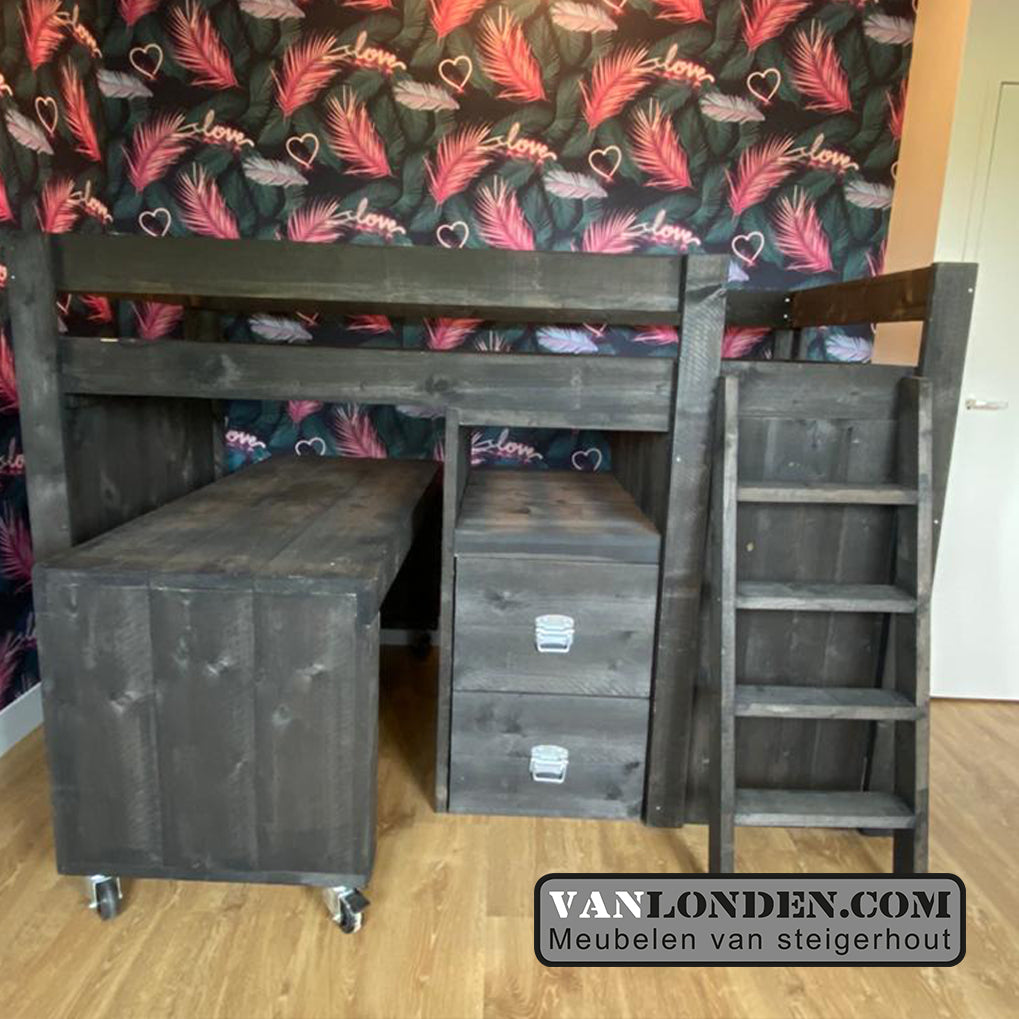Steigerhouten halfhoogslaper met bureau Patricia
