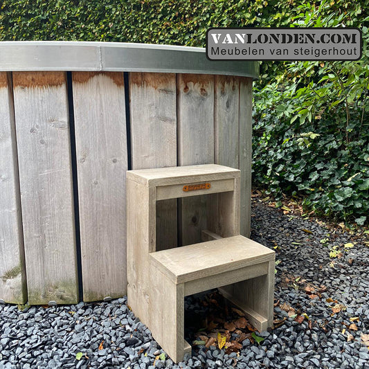 Steigerhouten hottub trapje Ben