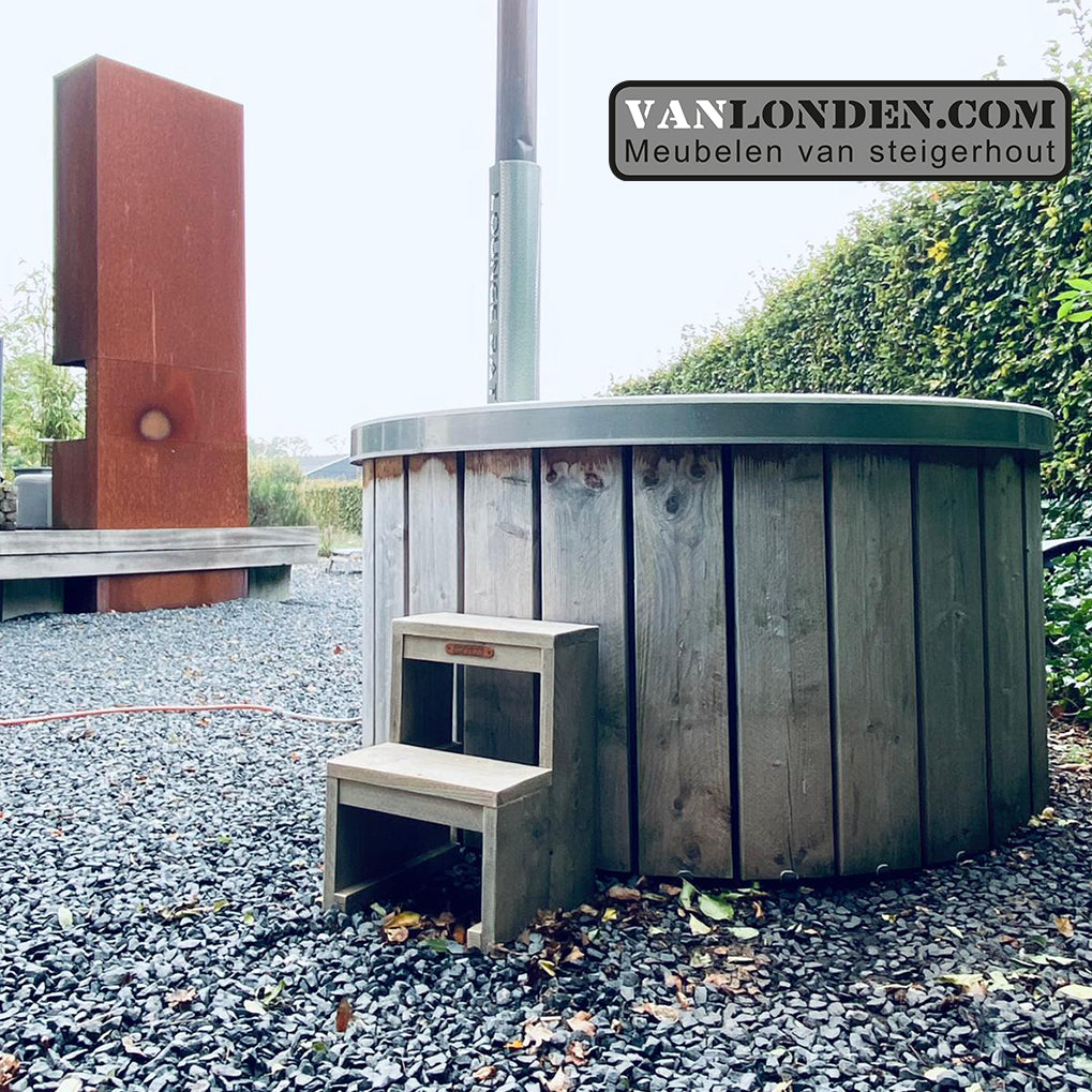 Steigerhouten hottub trapje Ben