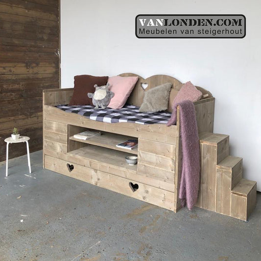 Steigerhouten kinderbed met logeerlade Leentje