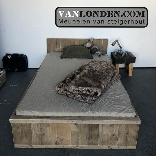 Steigerhouten tweepersoonsbed Lexy