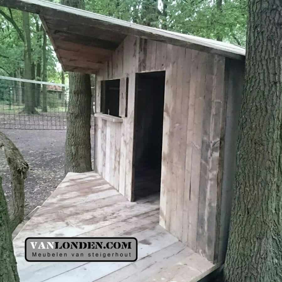 Steigerhouten speelhuis Giel
