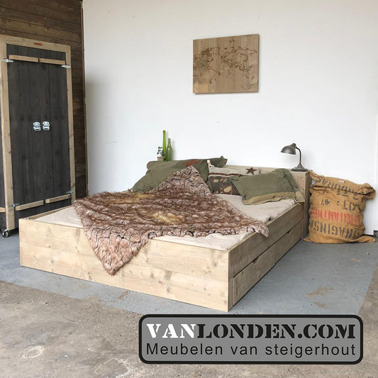 Steigerhouten tweepersoonsbed Christy