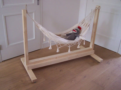 Steigerhouten Baby hangmat stellage Anna