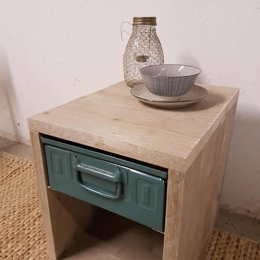 Steigerhouten nachtkastje Maartje