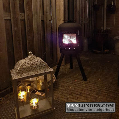 Outdoor houtkachel van dikbuik gasflessen