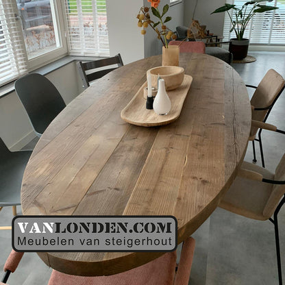 Ovale tafel van balken Pelle