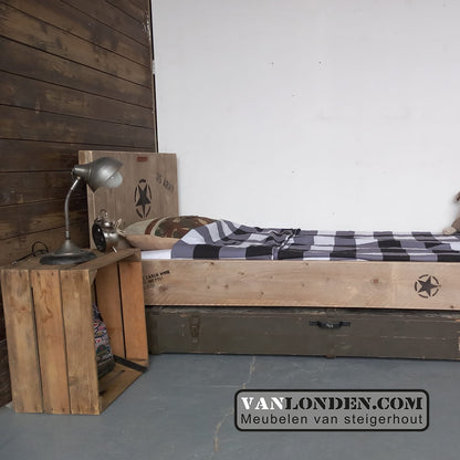 Steigerhouten legerbed Henry