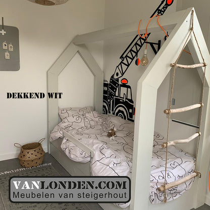 Steigerhouten bed muis