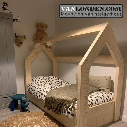 Steigerhouten bed muis