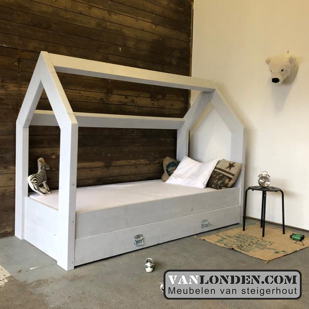 Steigerhouten bed muis