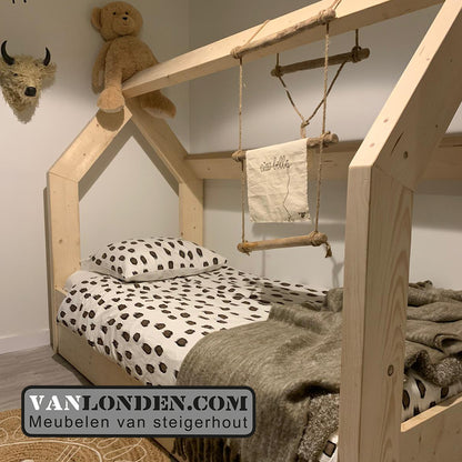 Steigerhouten bed muis