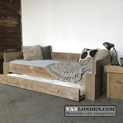 Steigerhouten bed met logeerlade Yvette