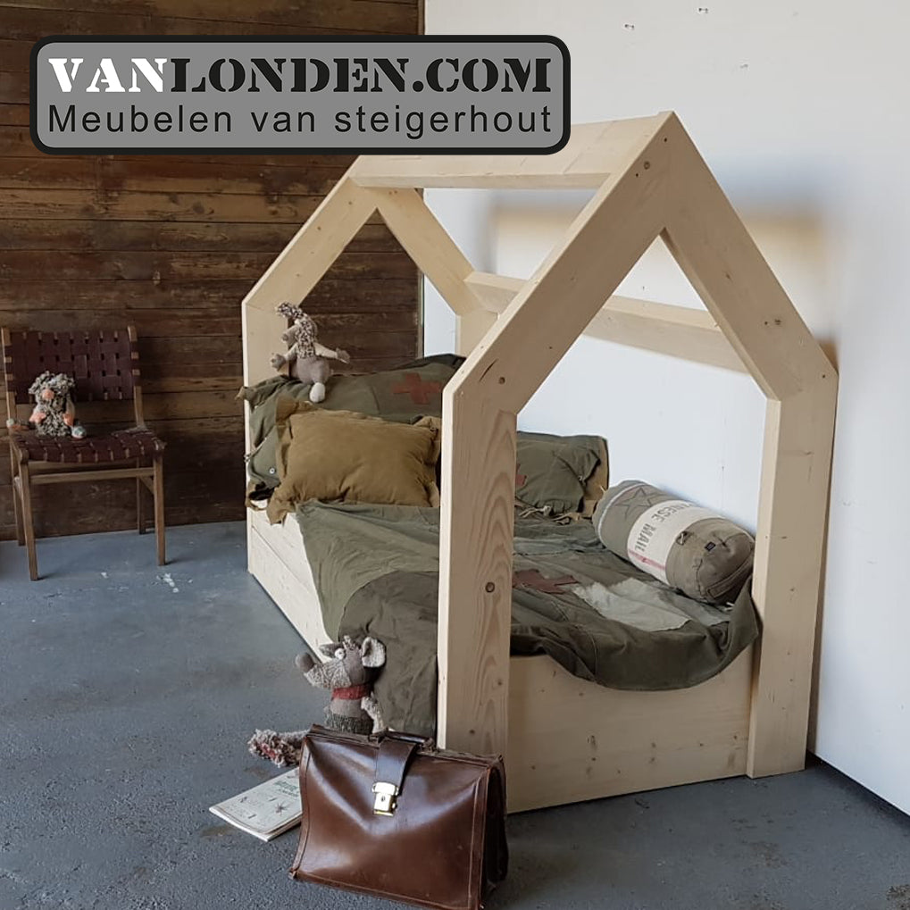 Steigerhouten bed muis