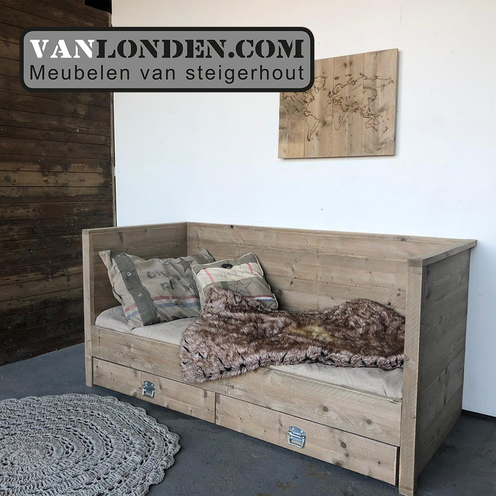 Steigerhouten bedbank Milo
