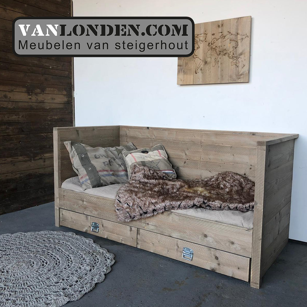 Steigerhouten bedbank Milo