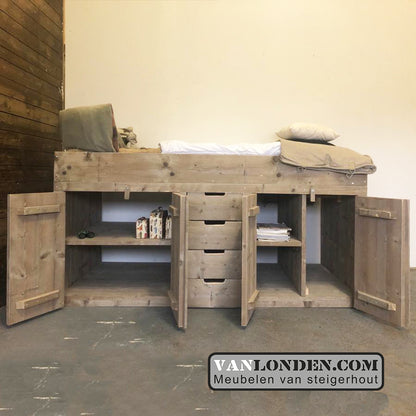 Steigerhouten half hoogslaper Duuk