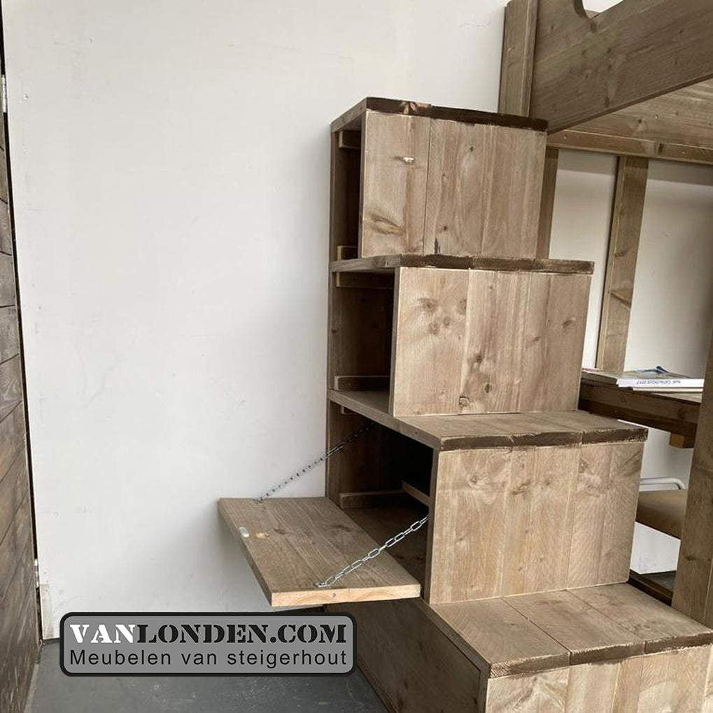 Steigerhouten hoogslaper Lize