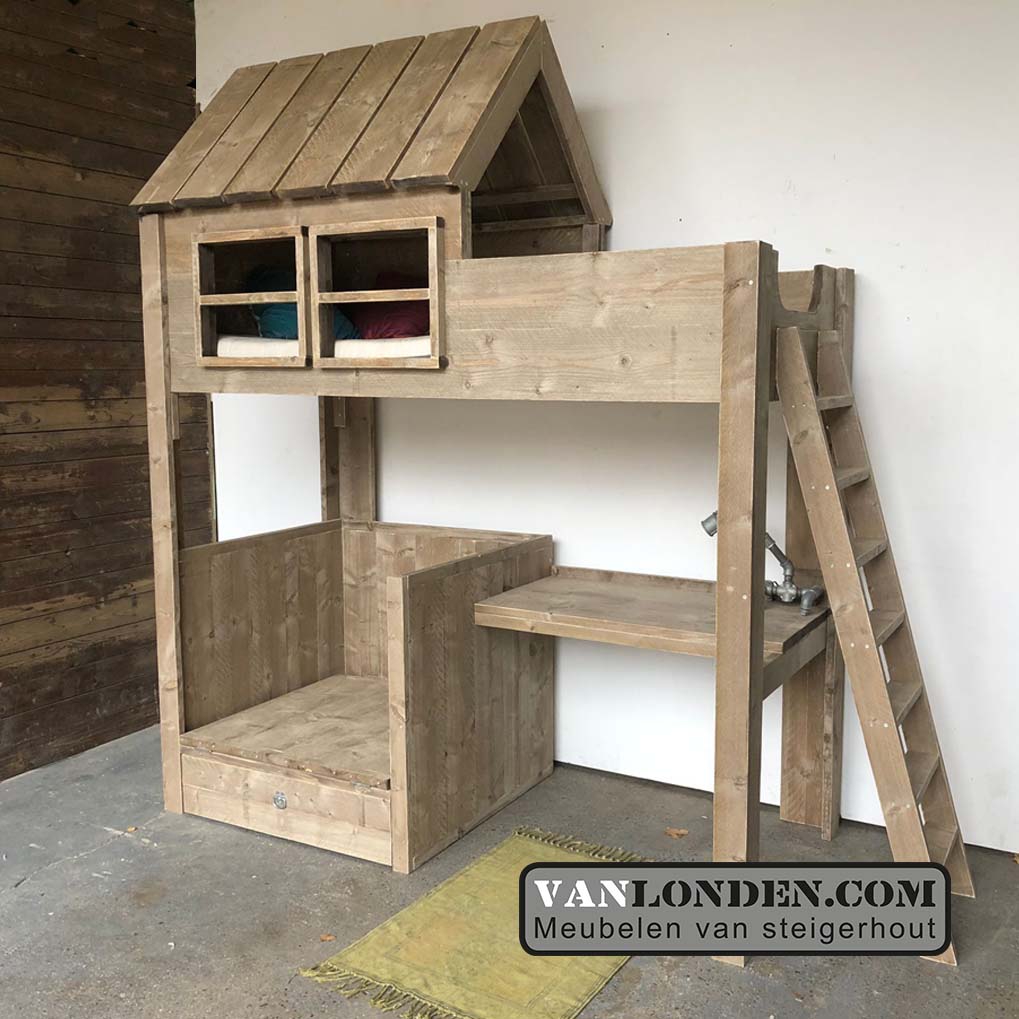 Steigerhouten huisjesbed met bureau Gonnie