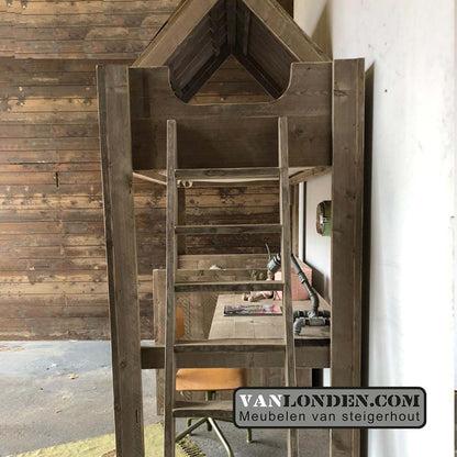 Steigerhouten huisjesbed met bureau Gonnie