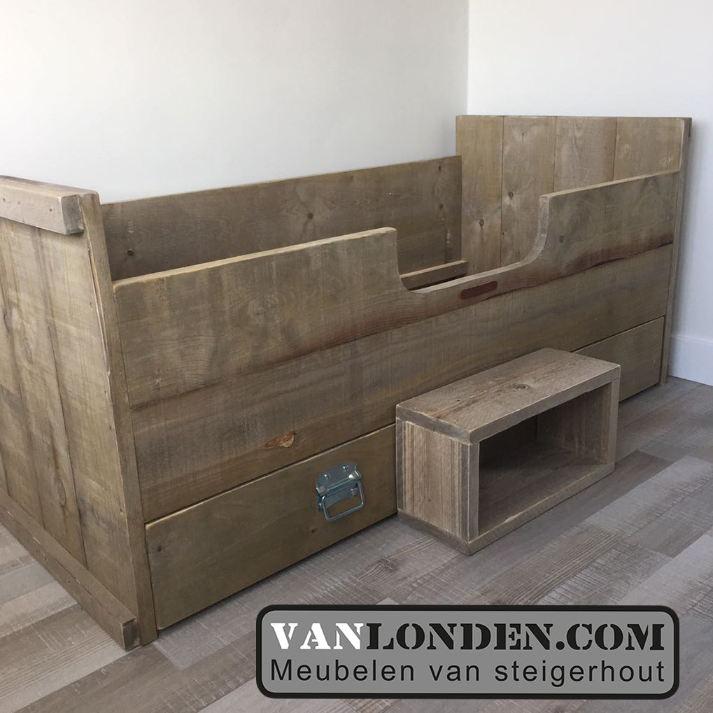 Steigerhouten kajuitbed Robin
