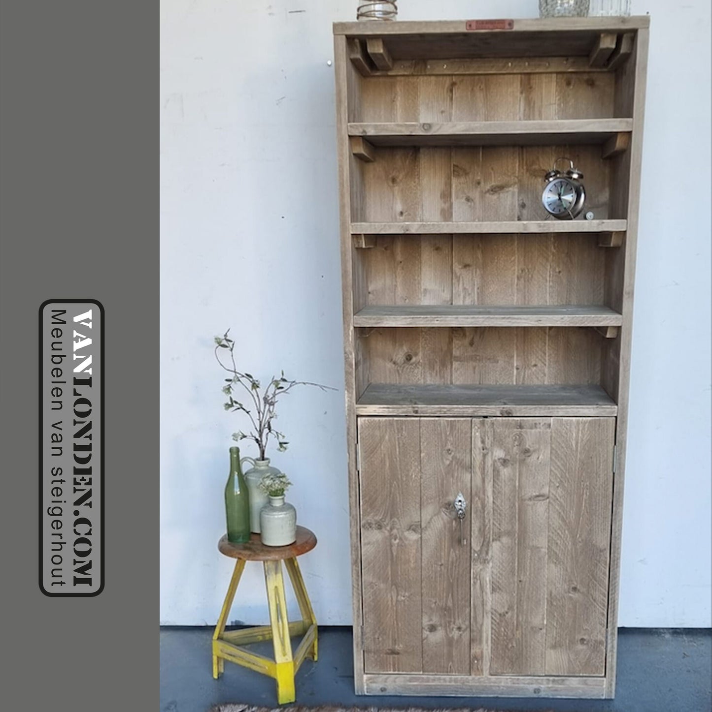 Steigerhouten kast Katie