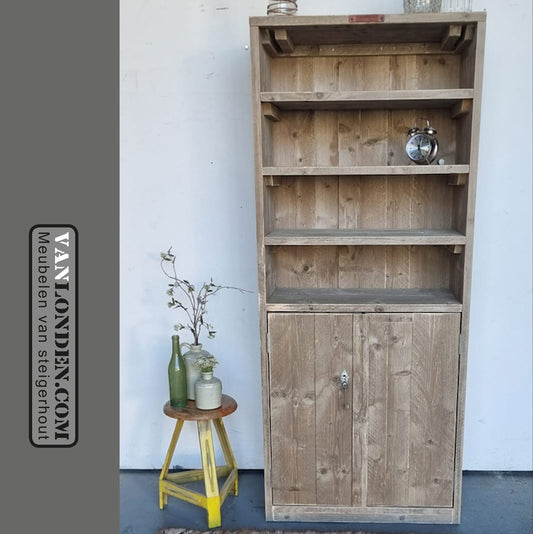 Steigerhouten kast Katie