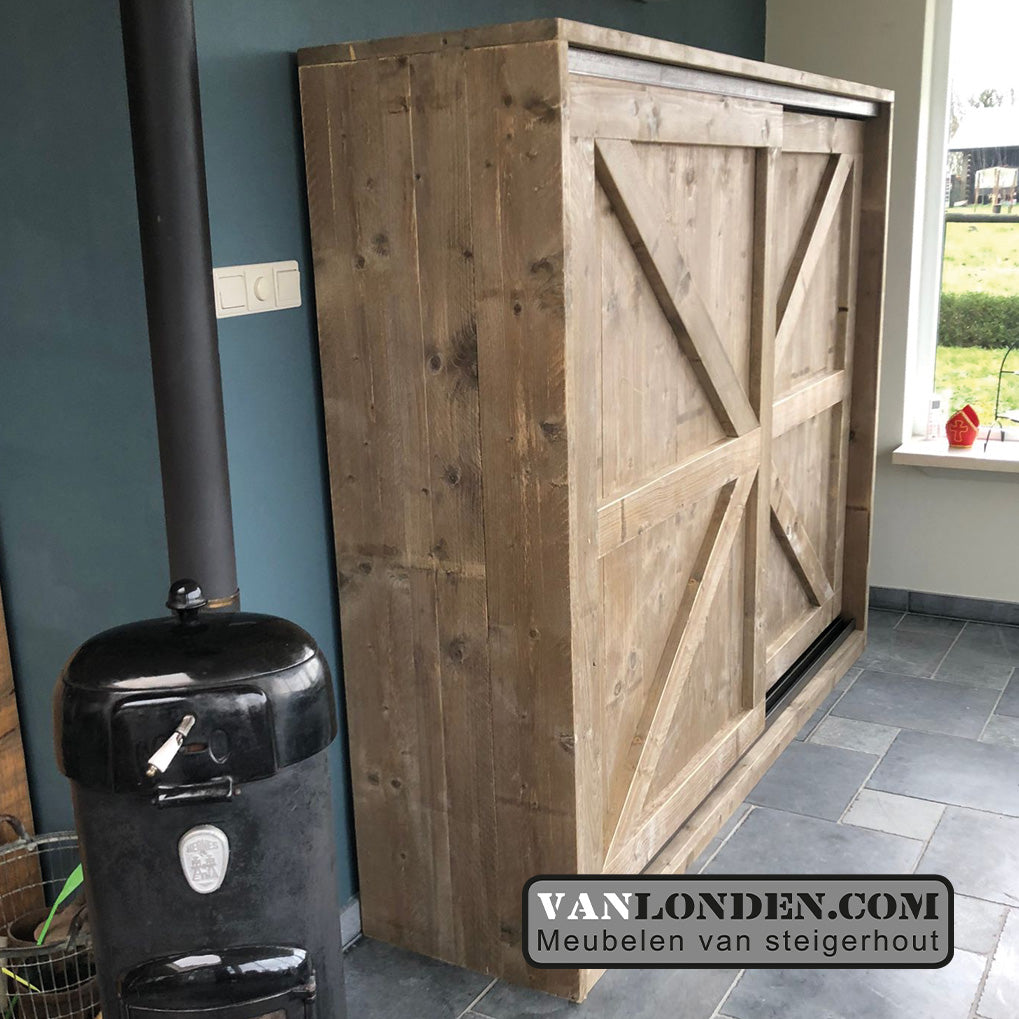 Steigerhouten kast met schuifdeuren Tally