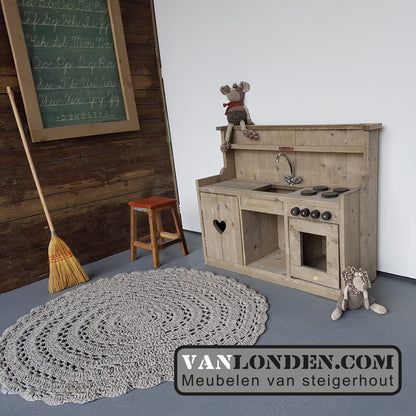 Steigerhouten kinderkeukentje Janske