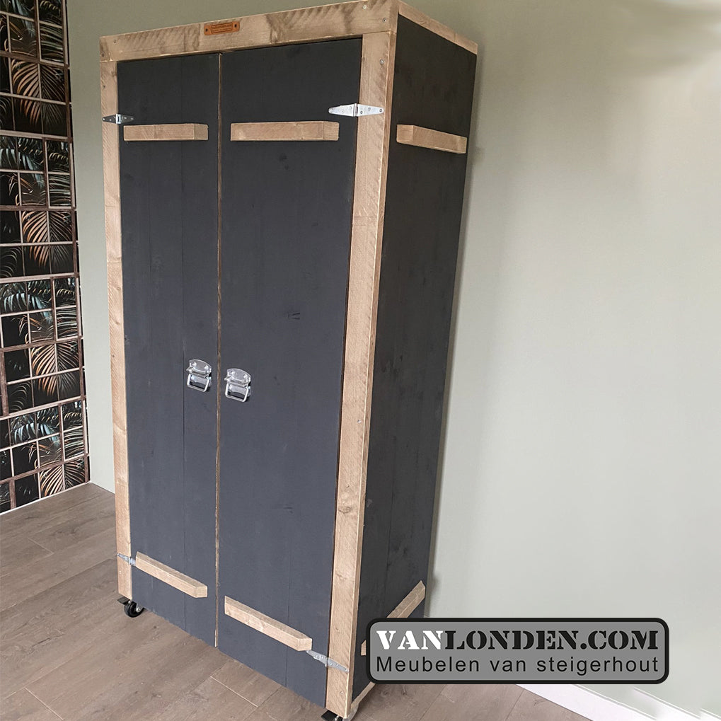 Steigerhouten kledingkast Chris