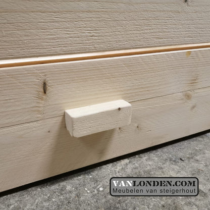 Steigerhouten bed muis