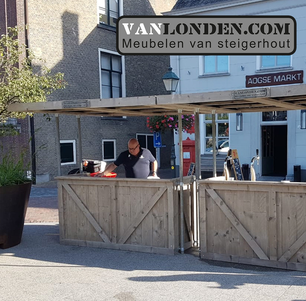 Steigerhouten ombouw flexibele bar met dak (optie)