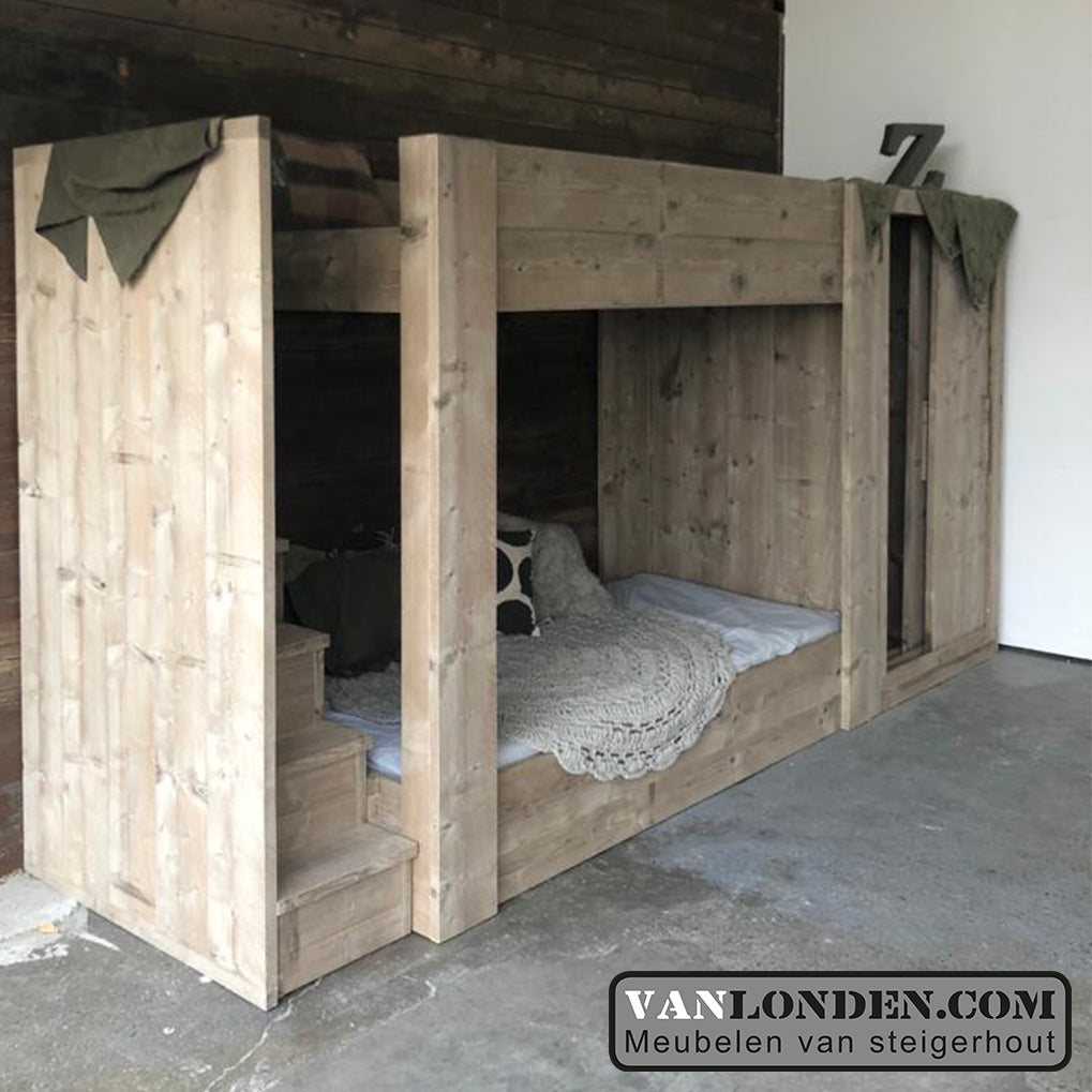 Steigerhouten stapelbed met kast Yennick