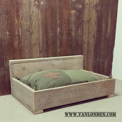 Steigerhouten hondenmand Bello