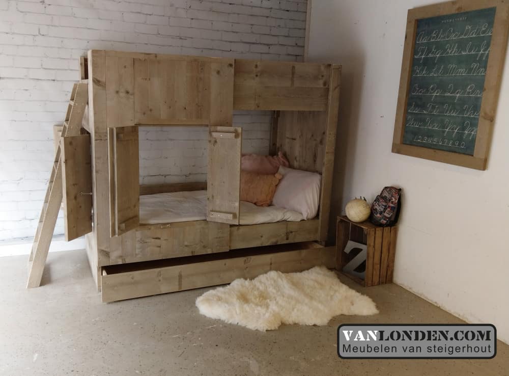 Steigerhouten hoogslaper Emilie