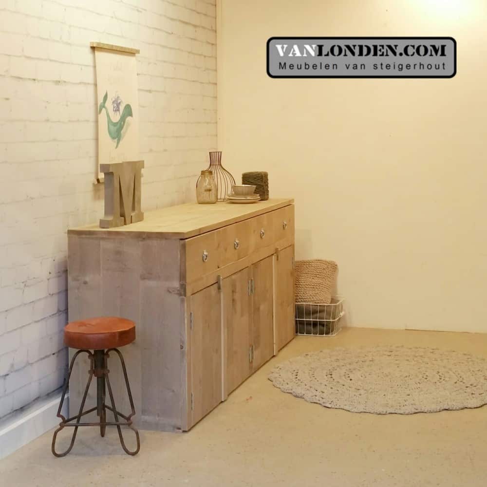 Steigerhouten dressoir Denise
