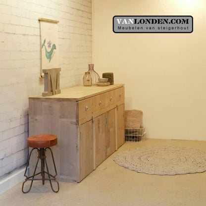 Steigerhouten dressoir Denise