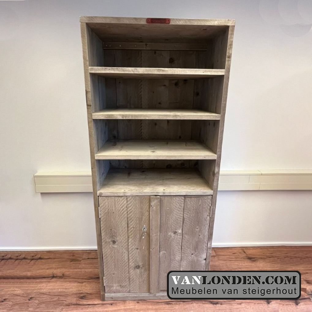 Steigerhouten kast Katie