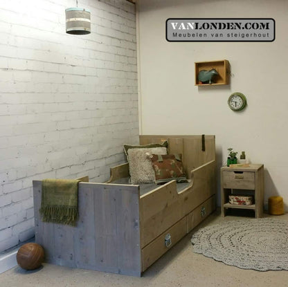 Steigerhouten kinderbed met lades Chira
