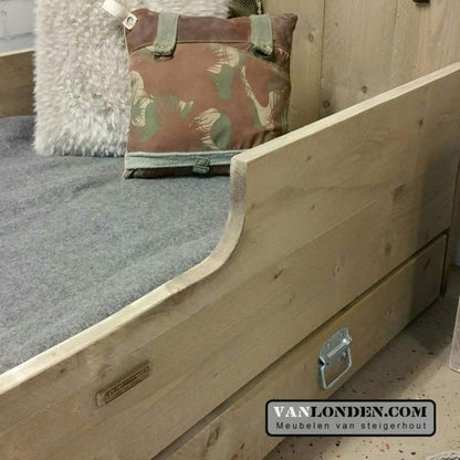 Steigerhouten kinderbed met lades Chira