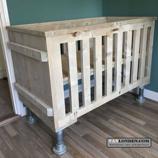 Steigerhouten ledikant Layla
