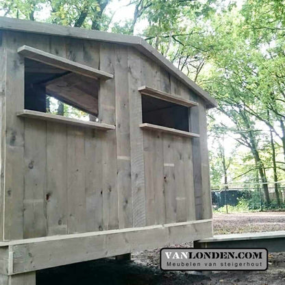Steigerhouten speelhuis Dewi