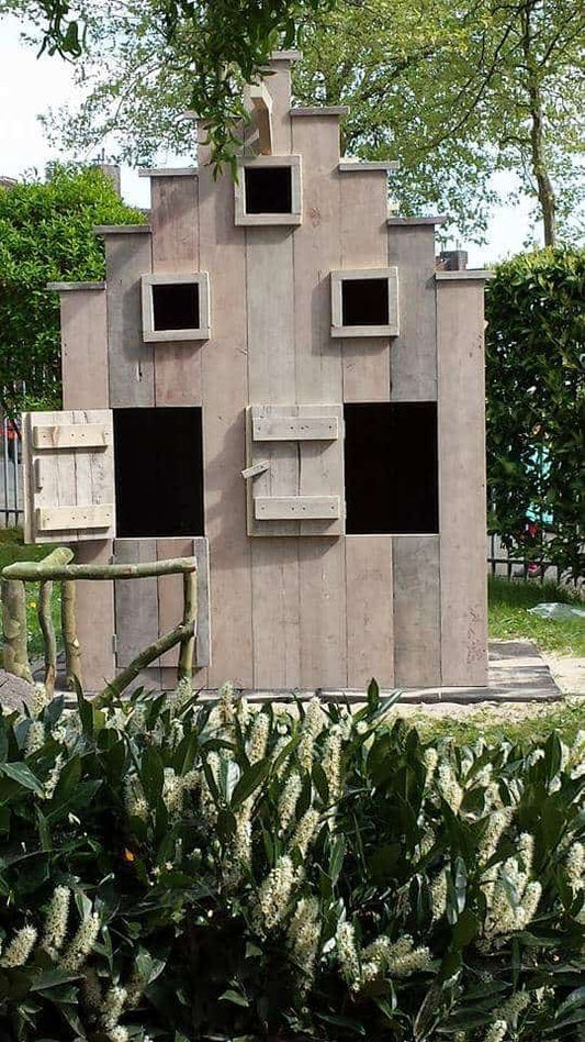 Steigerhouten speelhuis Jeroen